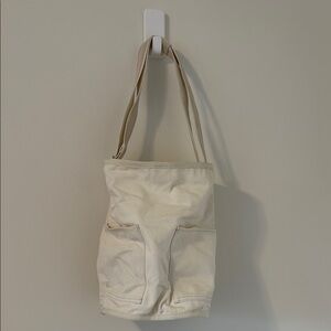 Everlane Cream bucket Tote Bag